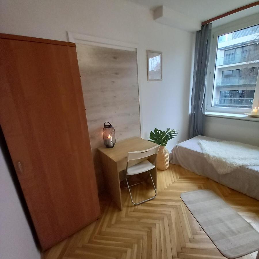 Regem Pokoje Zlota Warszawa Zewnętrze zdjęcie